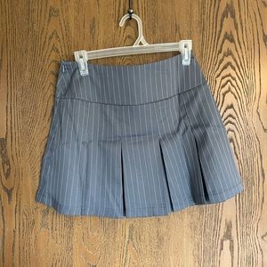 High Waisted Pinstriped Fold Pleated Skirt, Size M